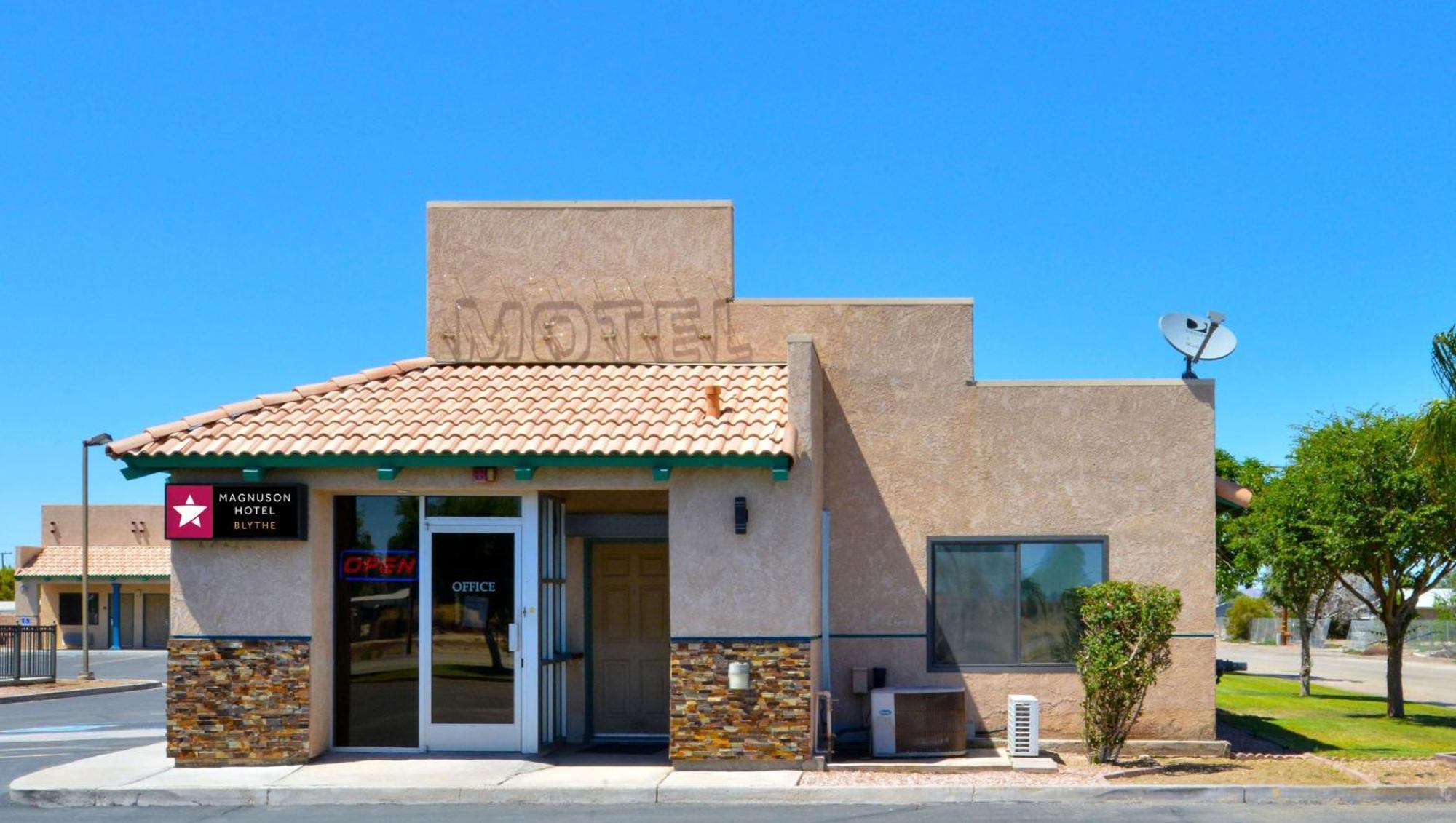 Magnuson Hotel Blythe Exterior foto